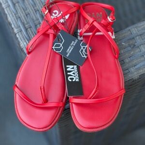 Size 7.5 W madden Nyc Red Sandals